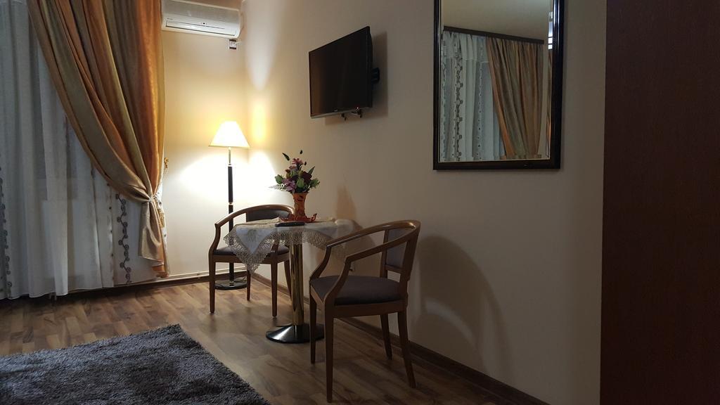 Casa Alex Hotel Târgu Jiu Kamer foto